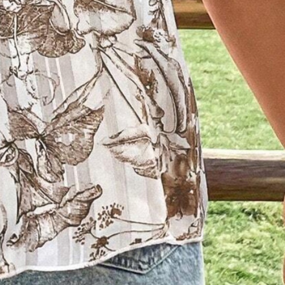 Plus Size Floral Tropical Print Striped Cami Ruffle Top - Picture 6 of 7